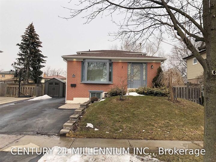 Property Photo:  8 Sutherland Avenue  ON L6V 2H4 
