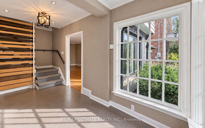 Property Photo:  10 Noel Avenue  ON M4G 1B3 