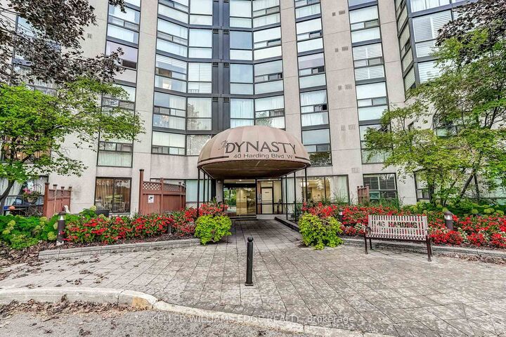 Property Photo:  40 Harding Boulevard W 603  ON L4C 9S5 