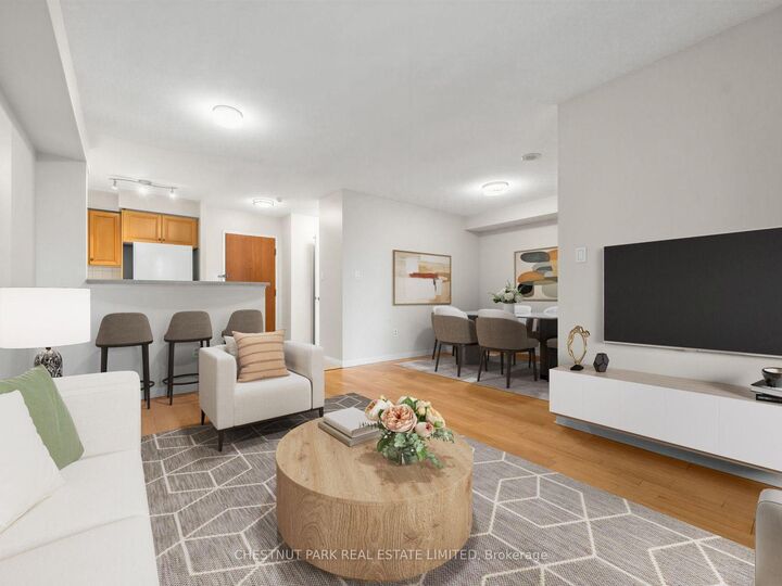 Property Photo:  23 Lorraine Drive 610  ON M2N 6Z6 