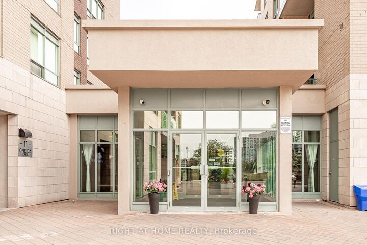 Property Photo: 23 Oneida Crescent 1010 ON L4B 0A2