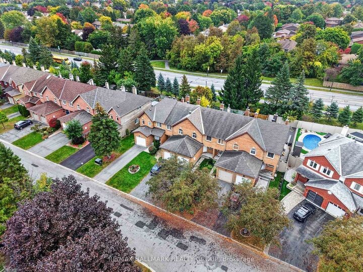 Property Photo:  49 Robarts Crescent  ON K2L 3Z3 