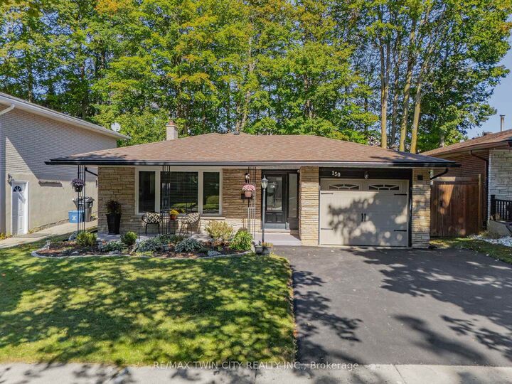 Property Photo:  150 Coach Hill Drive  ON N2E 1P4 