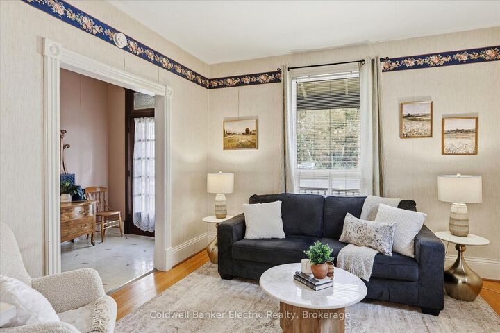 Property Photo:  461 Murray Street  ON K9H 2T7 