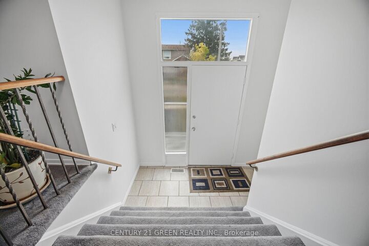 Property Photo:  47 Ashford Court  ON L6V 3E2 