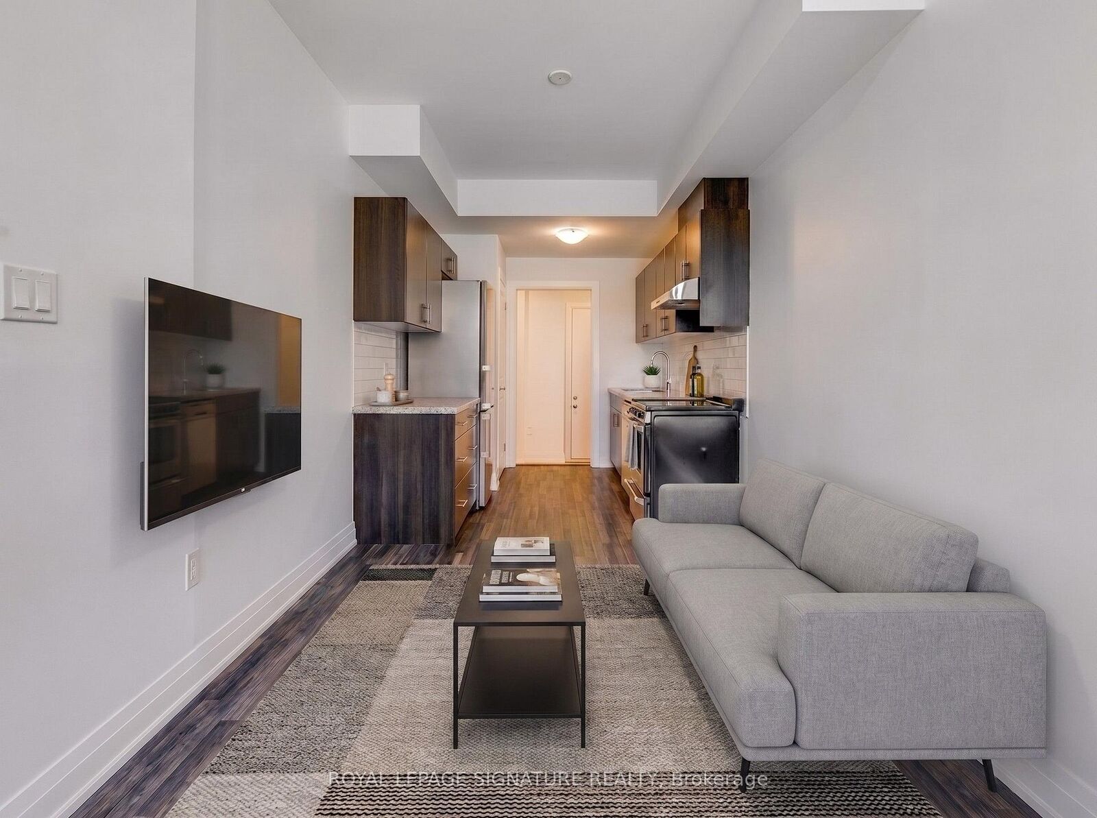 Property Photo:  59 Creekbank Road Main/Lower  ON M6L 0A4 