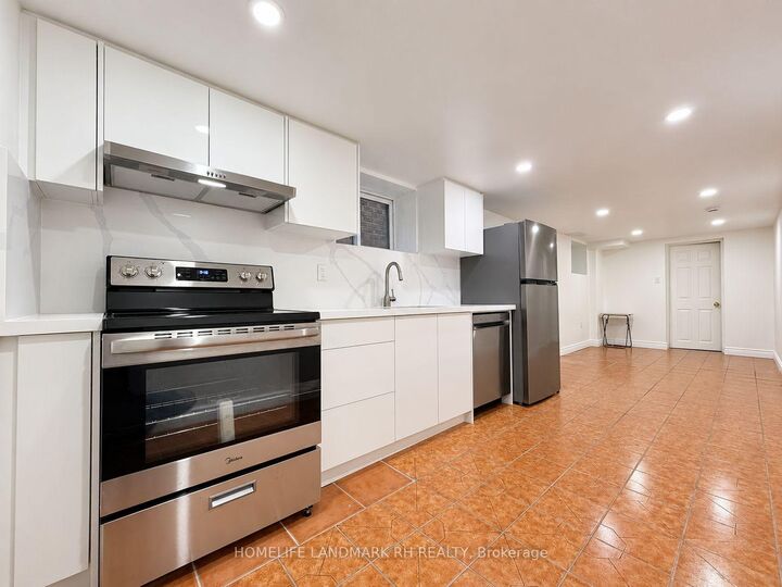 Property Photo:  52 Montcalm Avenue Bsmt  ON M6E 4N7 