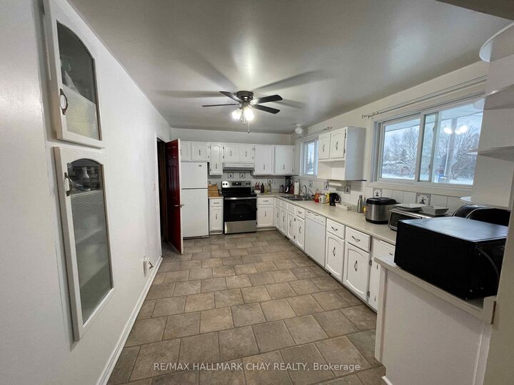 Property Photo:  85 Mississauga Avenue  ON P5A 1E1 