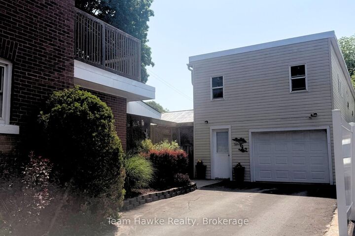Property Photo:  443 Elizabeth Street  ON L4R 1Z7 