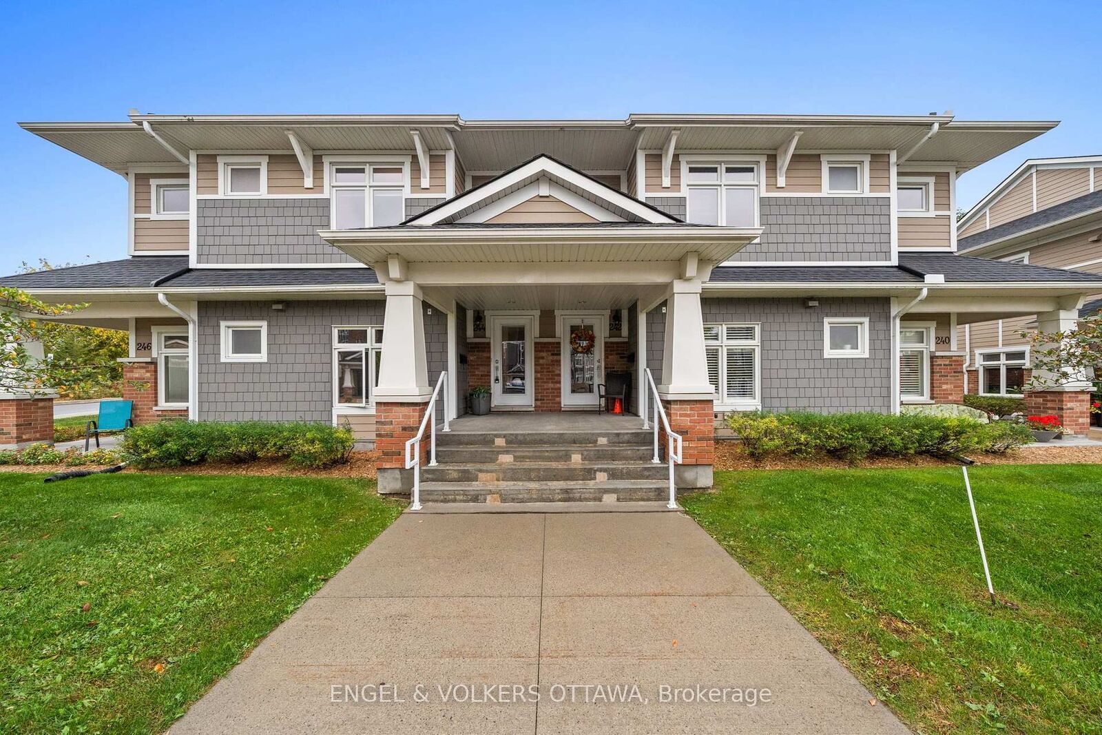 Property Photo:  244 Mullin Private  ON K1W 0K6 