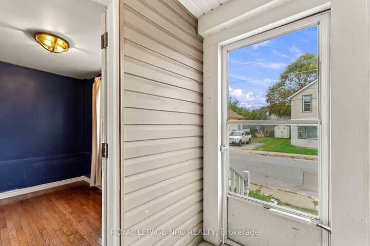 Property Photo: 4621 Jepson Street ON L2E 1J5
