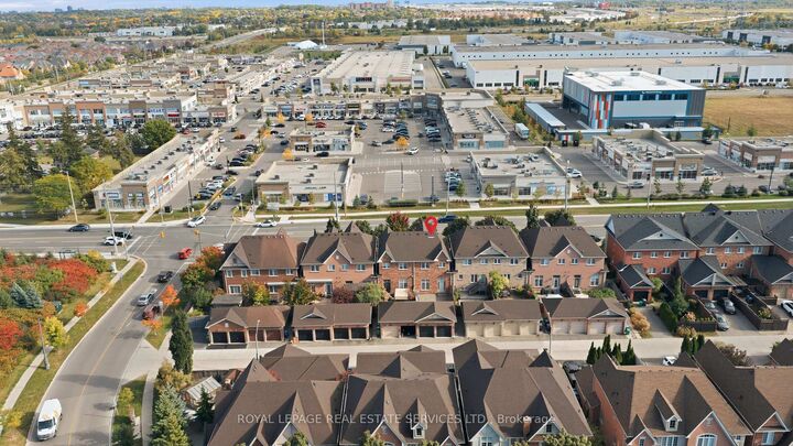 Property Photo: 3891 Eglinton Avenue W Eglinton A ON L5M 7Z7