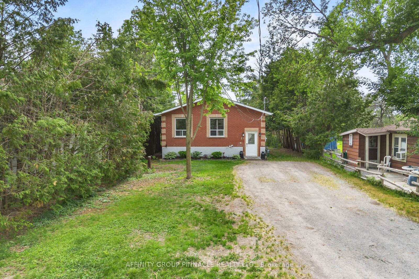 Property Photo:  21 Alma Street N  ON K0L 2W0 