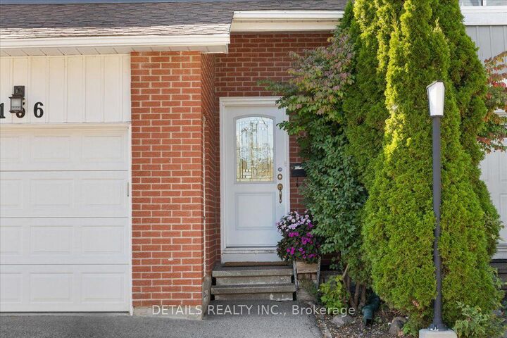 Property Photo:  156 Birch Hill Private N  ON K1K 3Y5 
