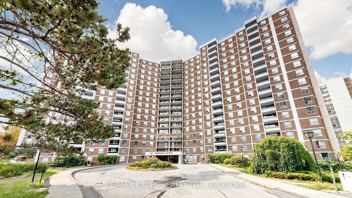 Property Photo:  10 Edgecliff Golfway 1808  ON M3C 3A3 