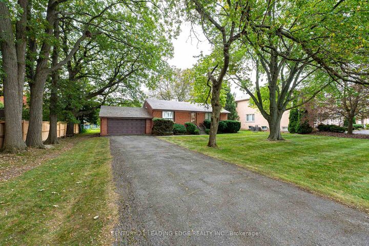 Property Photo: 93 Lee Avenue ON L3R 8G2