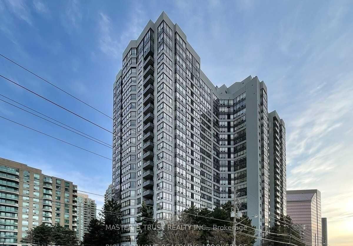 Property Photo:  7 Bishop Avenue 306  ON M2M 4J4 