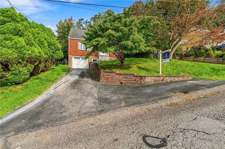 Property Photo: 721 6th St PA 15147
