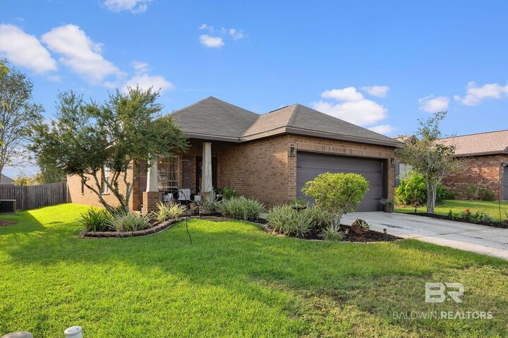 Property Photo: 10484 Fionn Loop AL 36526