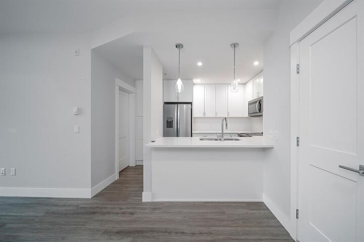 Property Photo:  2180 Kelly Avenue 3612  BC V3C 0S4 