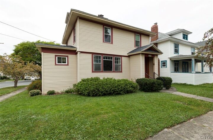 Property Photo: 320 S Pleasant Street NY 13601