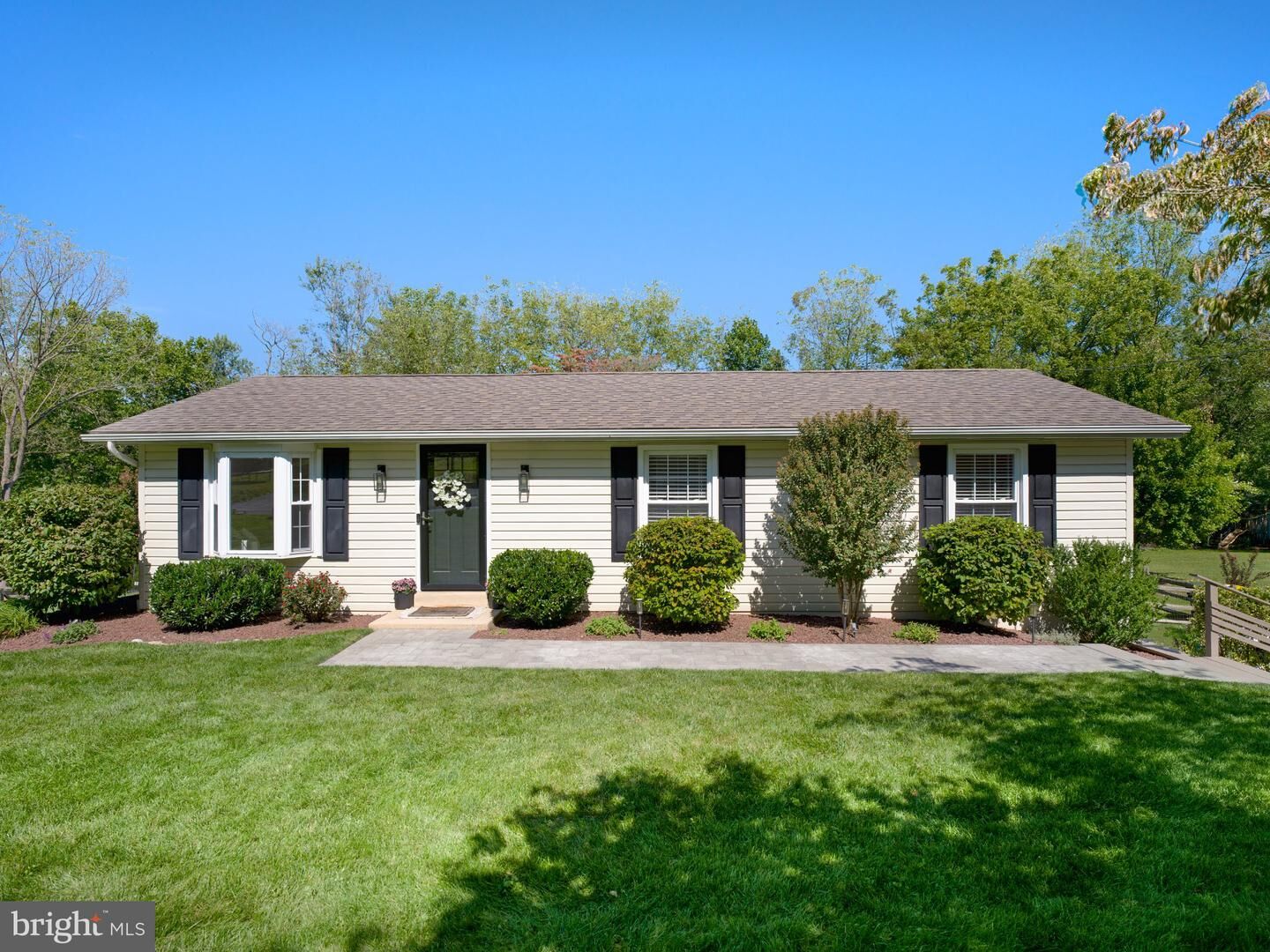 Property Photo: 1309 Marshallton Thorndale Road PA 19335