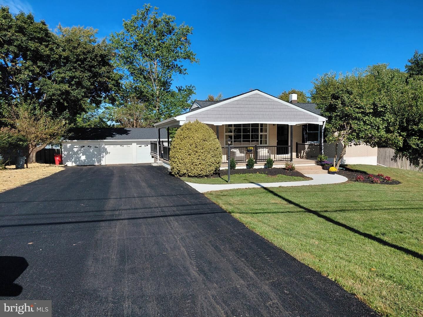 Property Photo:  75 W Mount Kirk Avenue  PA 19403 