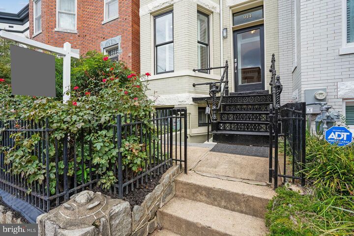 Property Photo: 914 C Street NE DC 20002