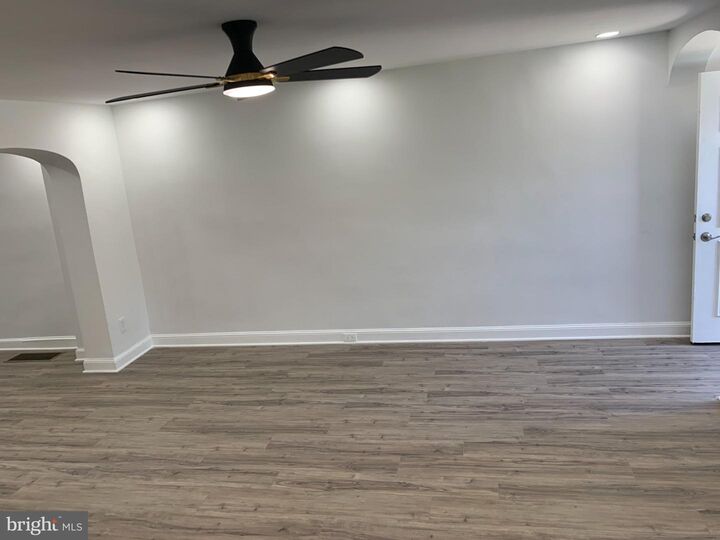 Property Photo:
