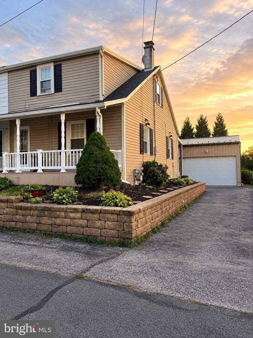 Property Photo:  1170 Margaret Street  PA 17408 