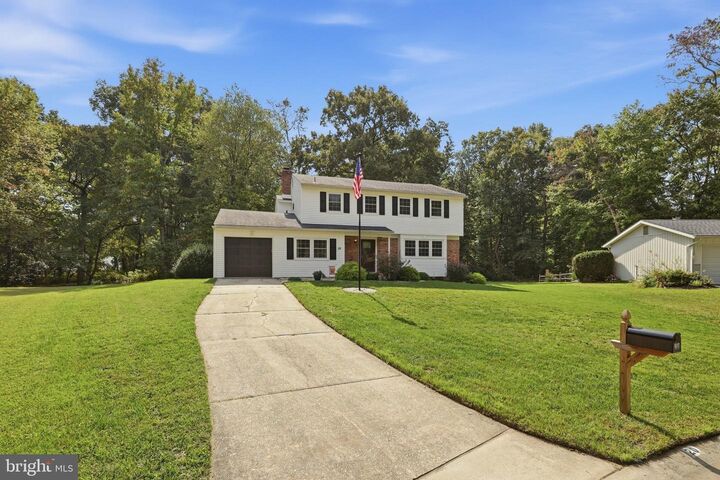 Property Photo:  20 Merion Court  DE 19904 