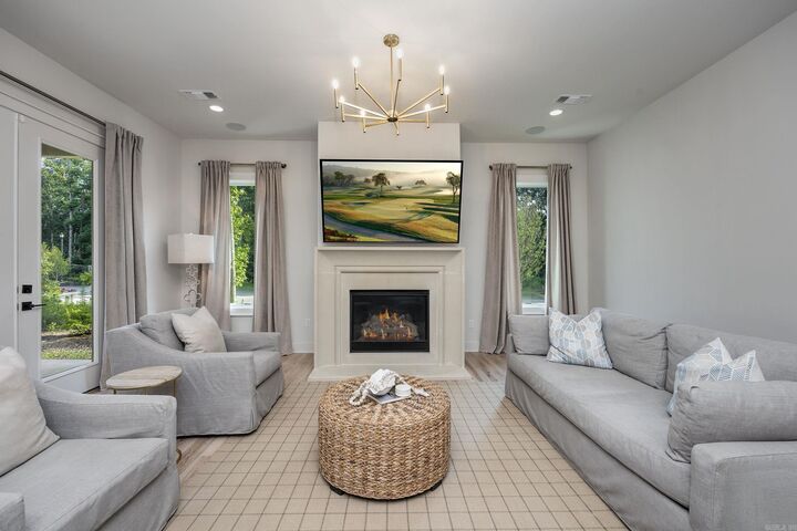 Property Photo:  5 Mereville Place  AR 72223 