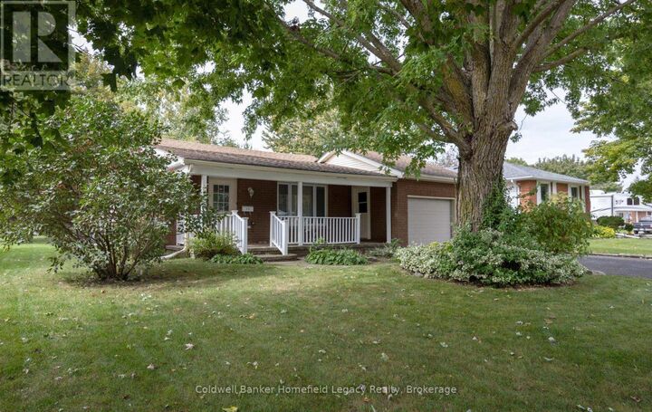 Property Photo: 10 Dunsford Crescent ON N4X 1B1