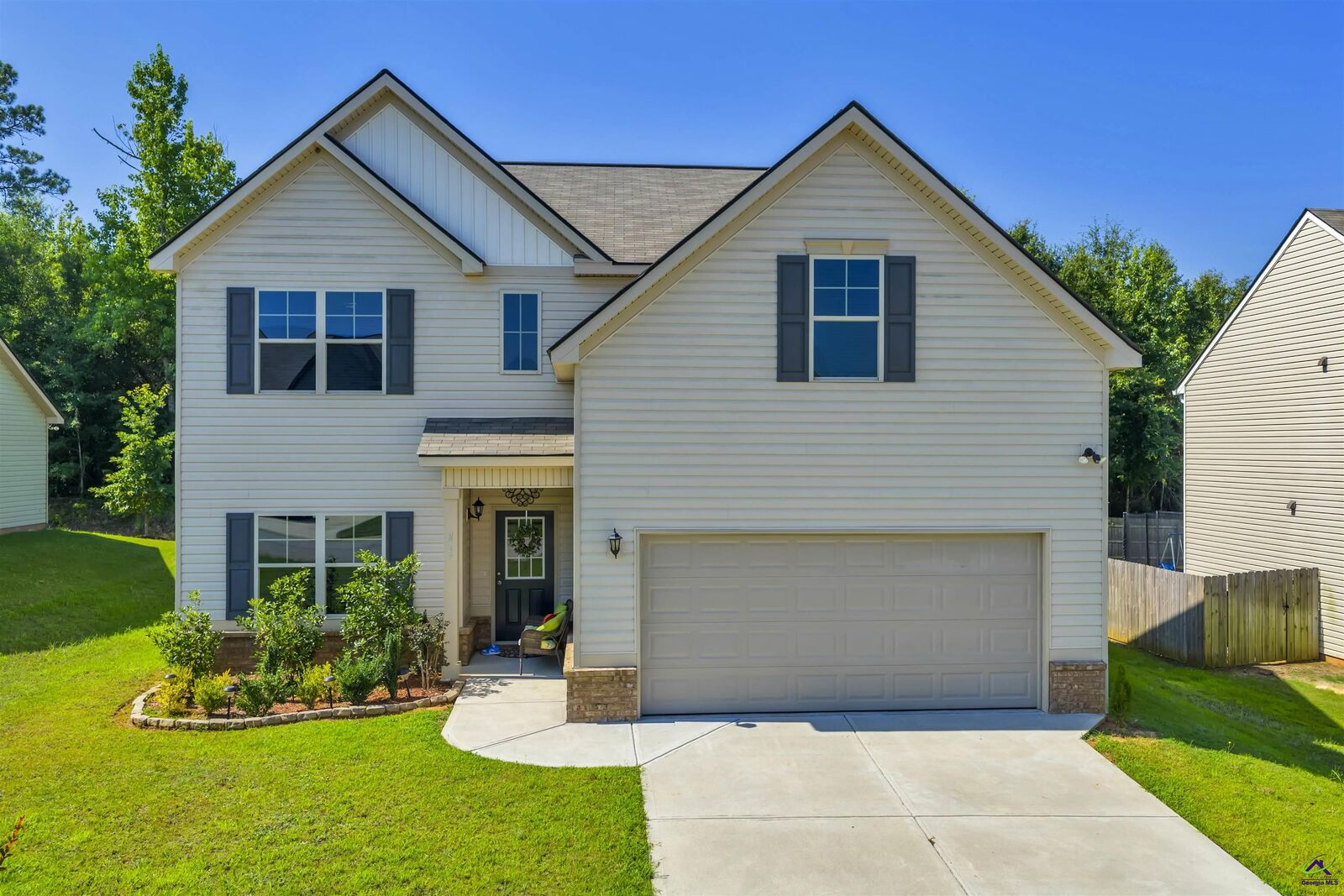 Property Photo:  215 Tyndall Way  GA 31069 