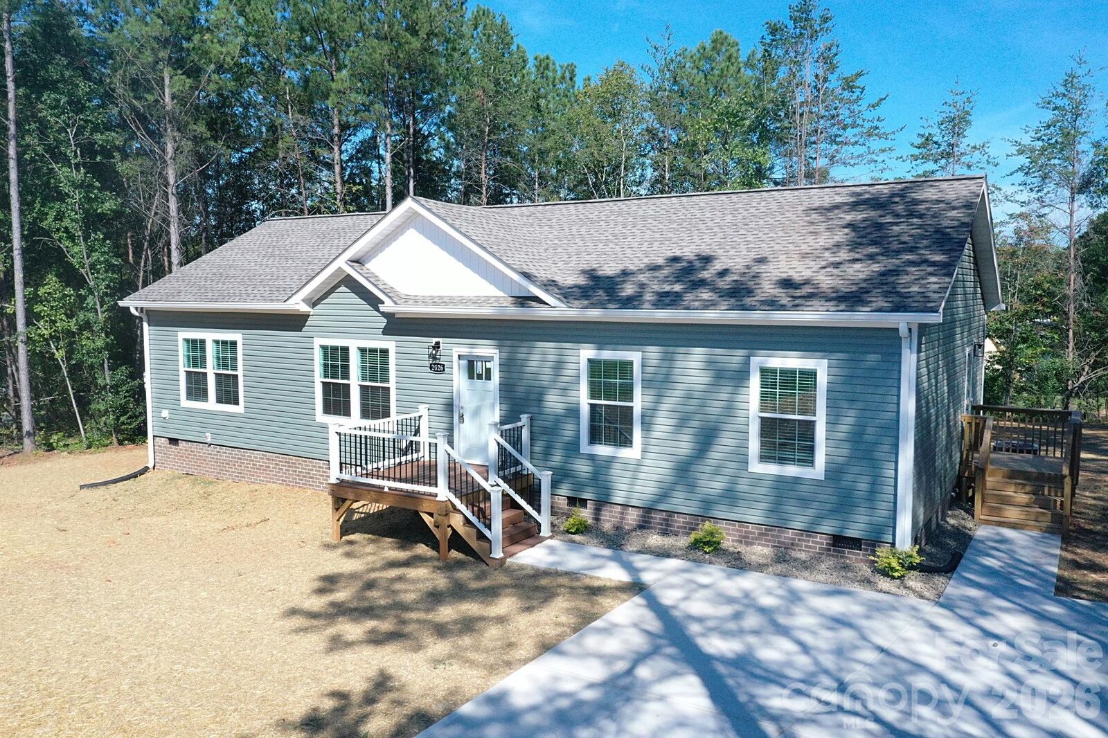 Property Photo:  2063 Vance Street  NC 28658 