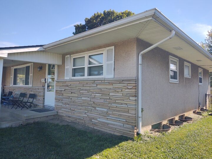 Property Photo: 2715 Eugene Avenue OH 43123