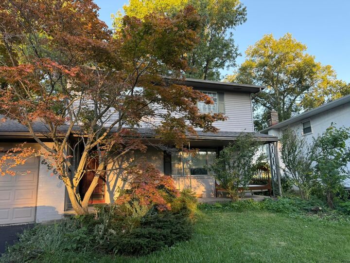 Property Photo: 4966 Almont Drive OH 43229