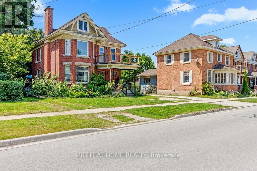 Property Photo:  774 4th Avenue East 1  ON N4K 2N6 