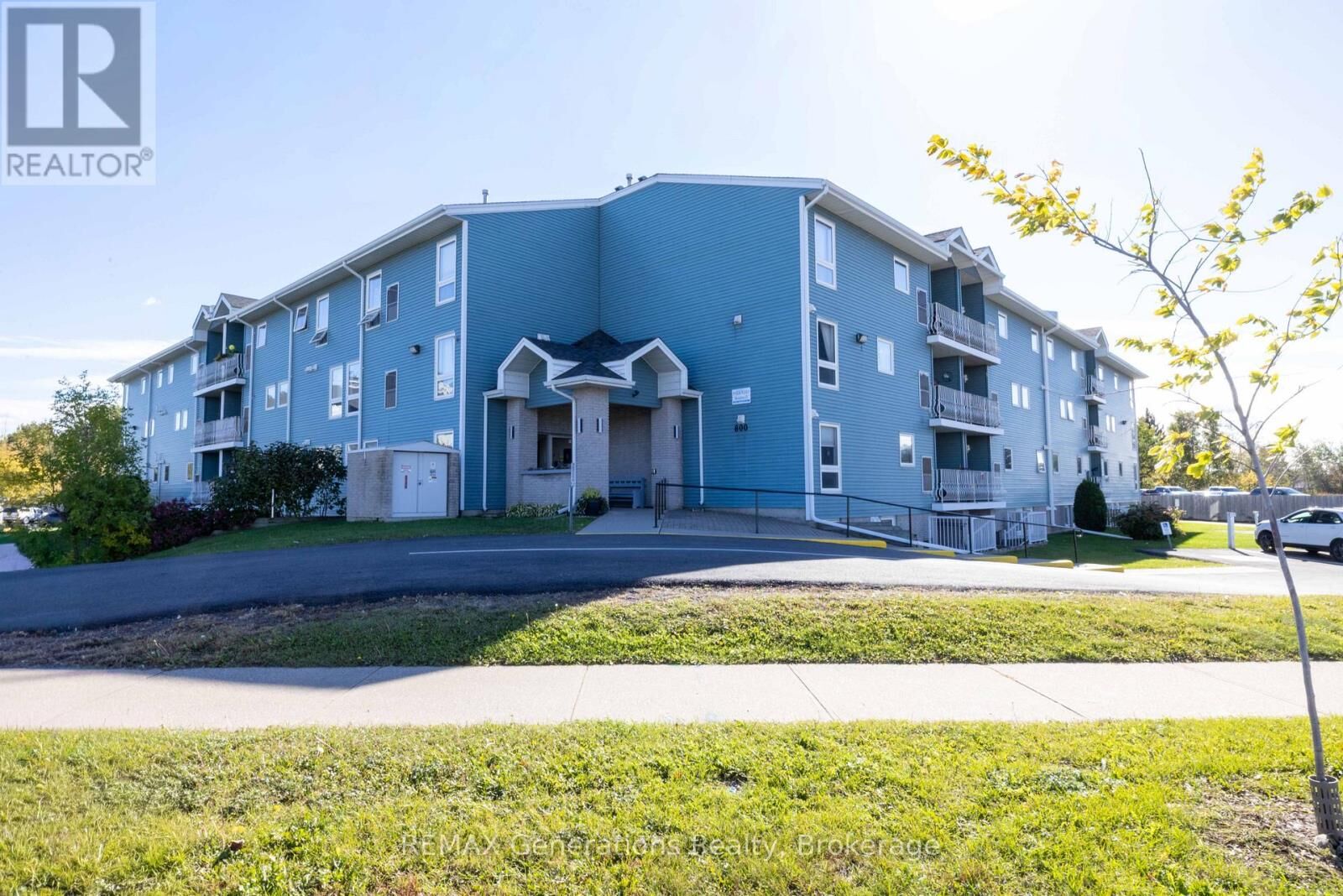 Property Photo:  800 Gordon Street 207  ON P7E 6N8 