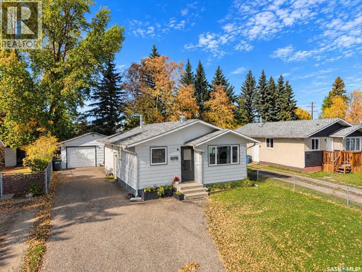 Property Photo:  131 McIntosh Drive  SK S6V 6H2 