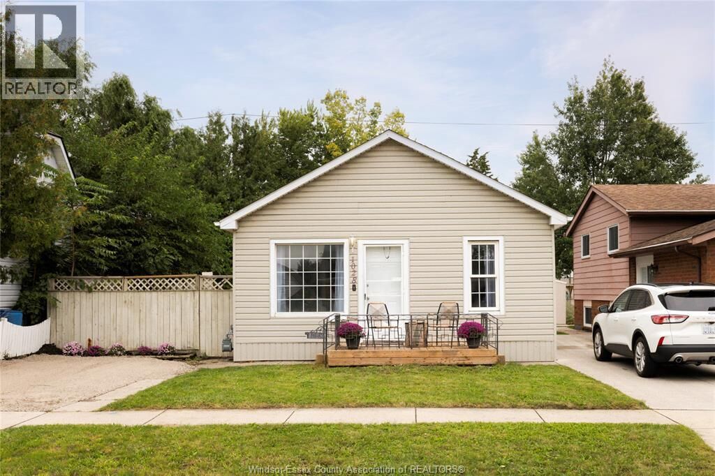 Property Photo:  1028 Reedmere Rd  ON N8S 2M1 