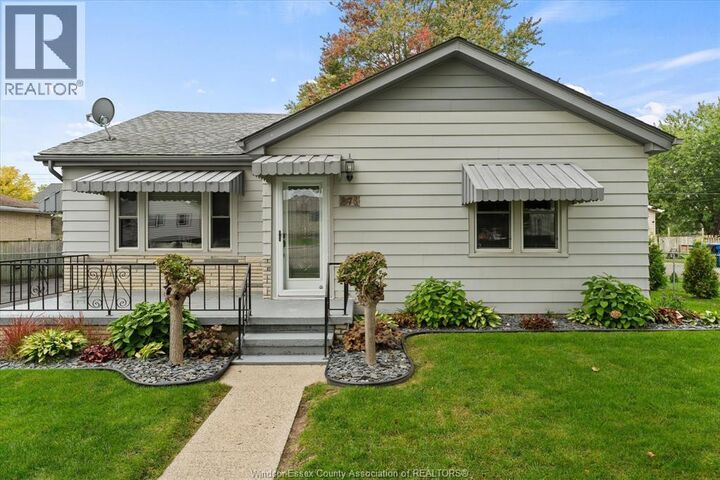 Property Photo:  276 Brock  ON N9V 2H6 