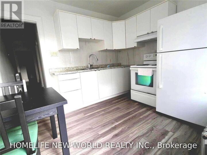 Property Photo:  1353 St Clair Avenue West 2nd Fl  ON M6E 1C5 