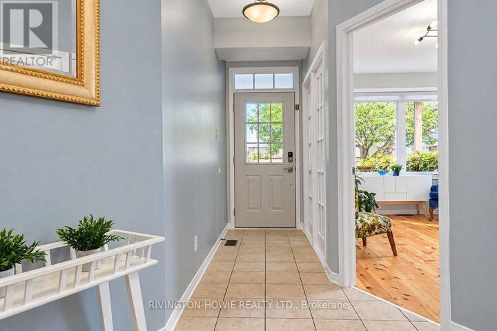 Property Photo: 8 Colindale Avenue ON K2J 4V6