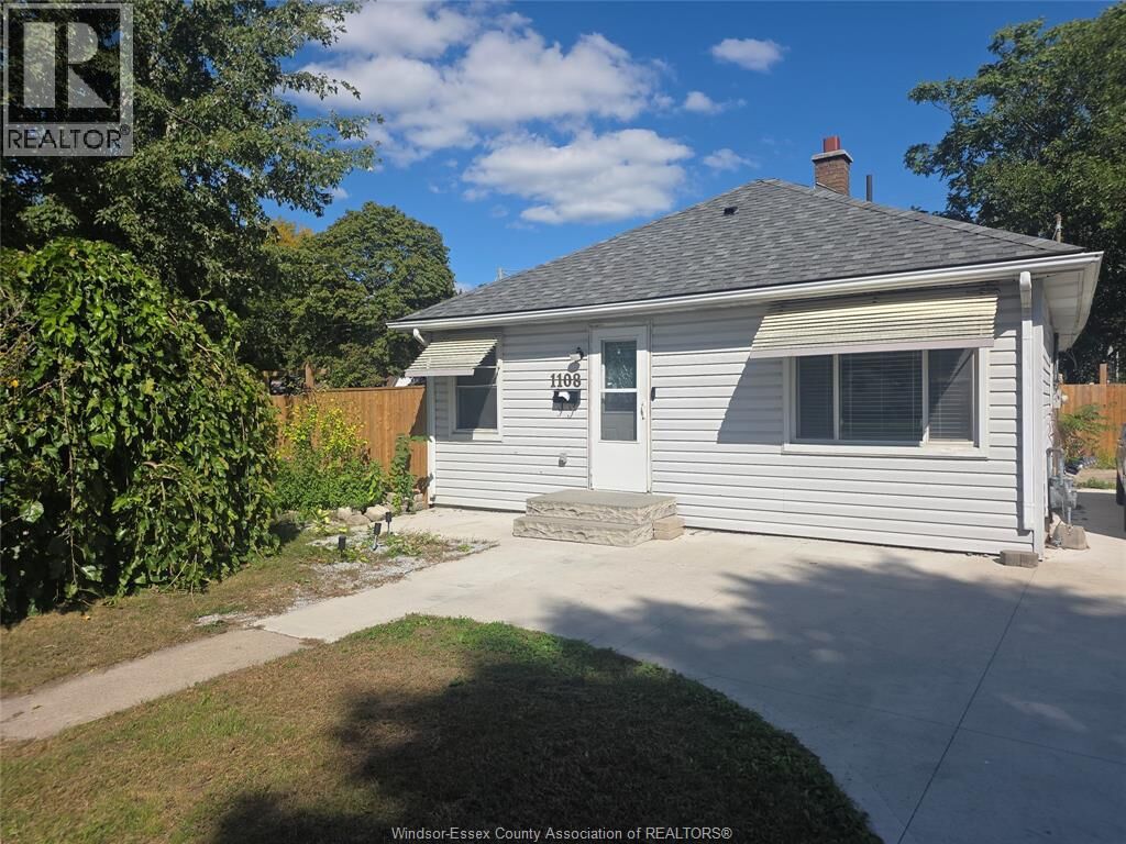 Property Photo:  1108 Brock Street  ON N9C 2V5 