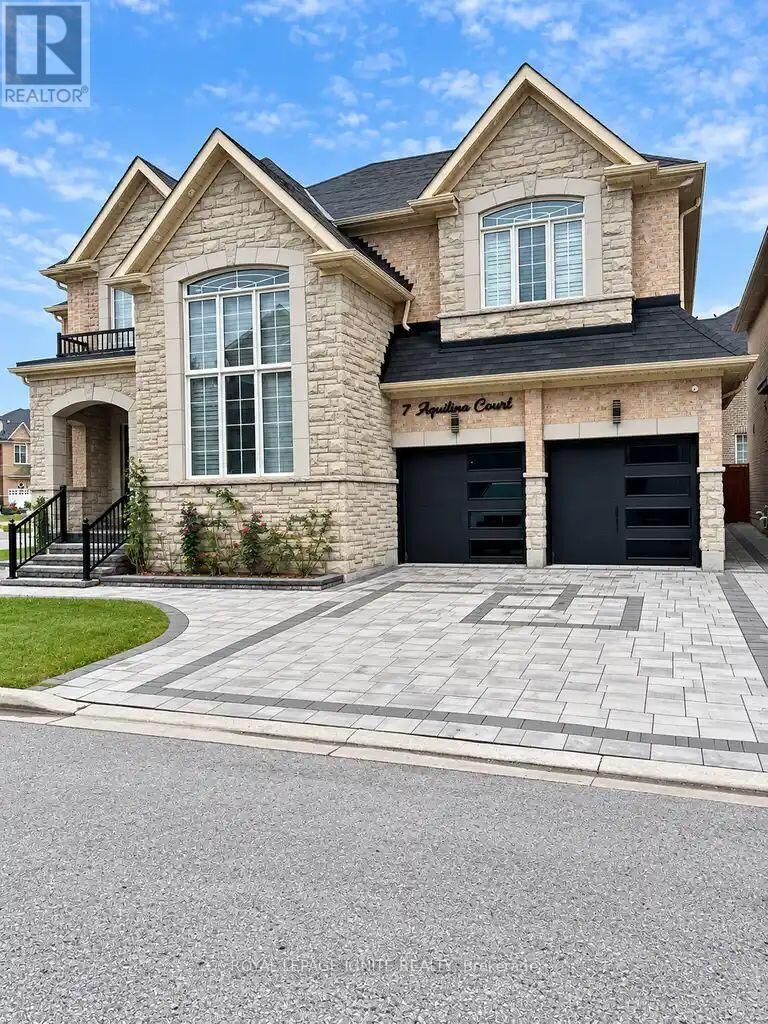 Property Photo:  7 Aquilina Court  ON L1Z 0E5 