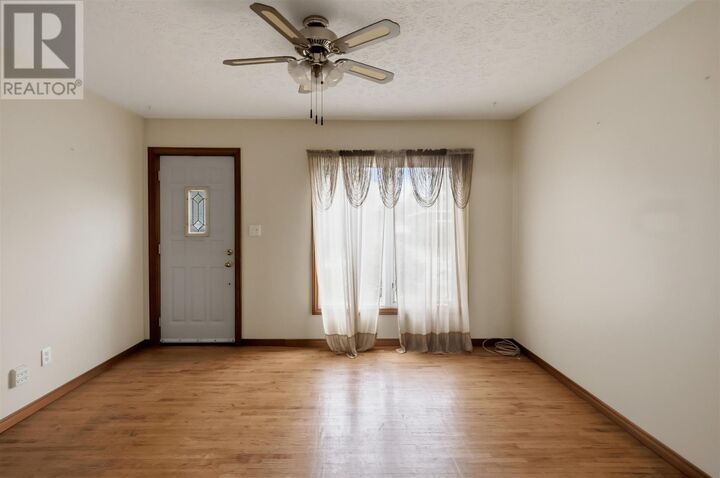 Property Photo:  165 Spadina Ave  ON P6C 5C6 