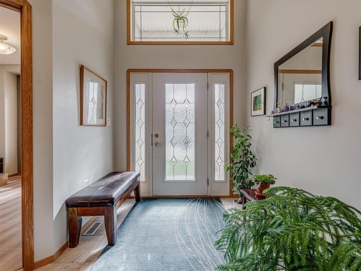 Property Photo: 600 Dovercourt Drive MB R3Y 1X4