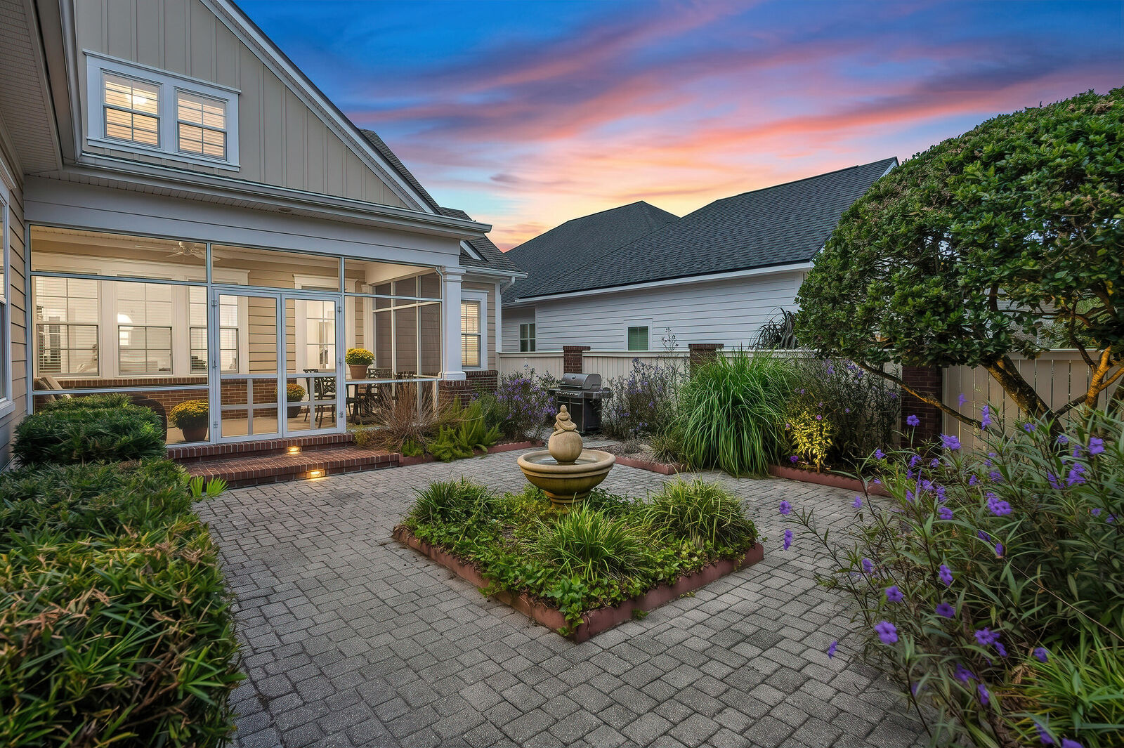 Property Photo:  284 Champion Court  FL 32541 