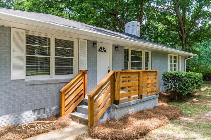 Property Photo: 2101 Brockett Road GA 30084